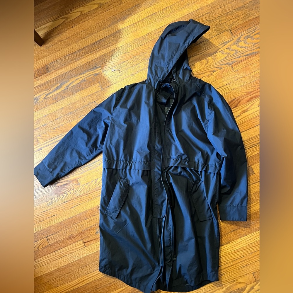 Everlane Women's Navy Raincoat